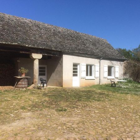 Gîte à la Prade haute Najac Esterno foto